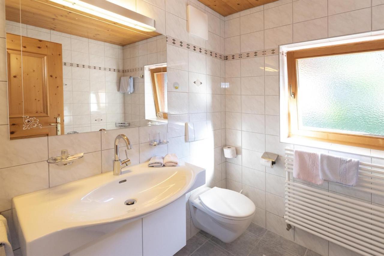 Pension Edelweiss Alpbach Buitenkant foto