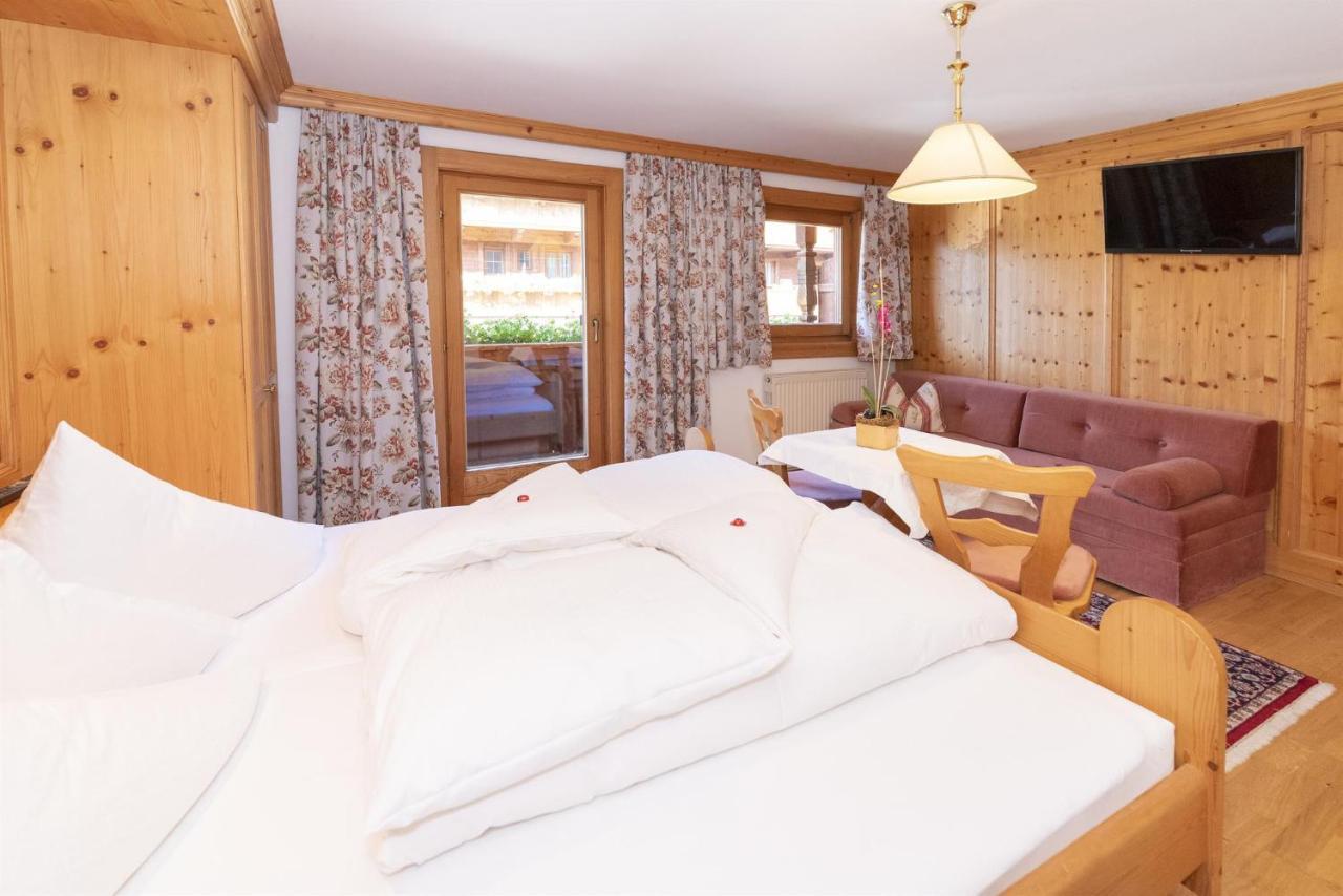 Pension Edelweiss Alpbach Buitenkant foto