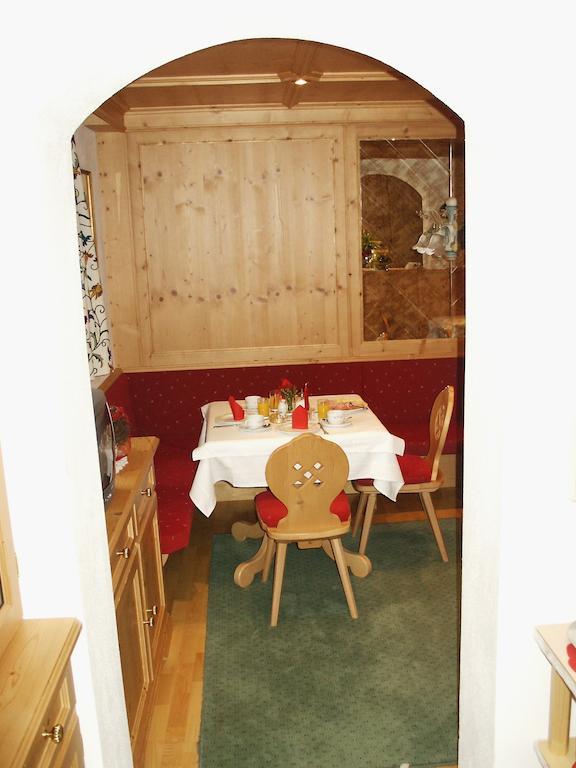 Pension Edelweiss Alpbach Buitenkant foto